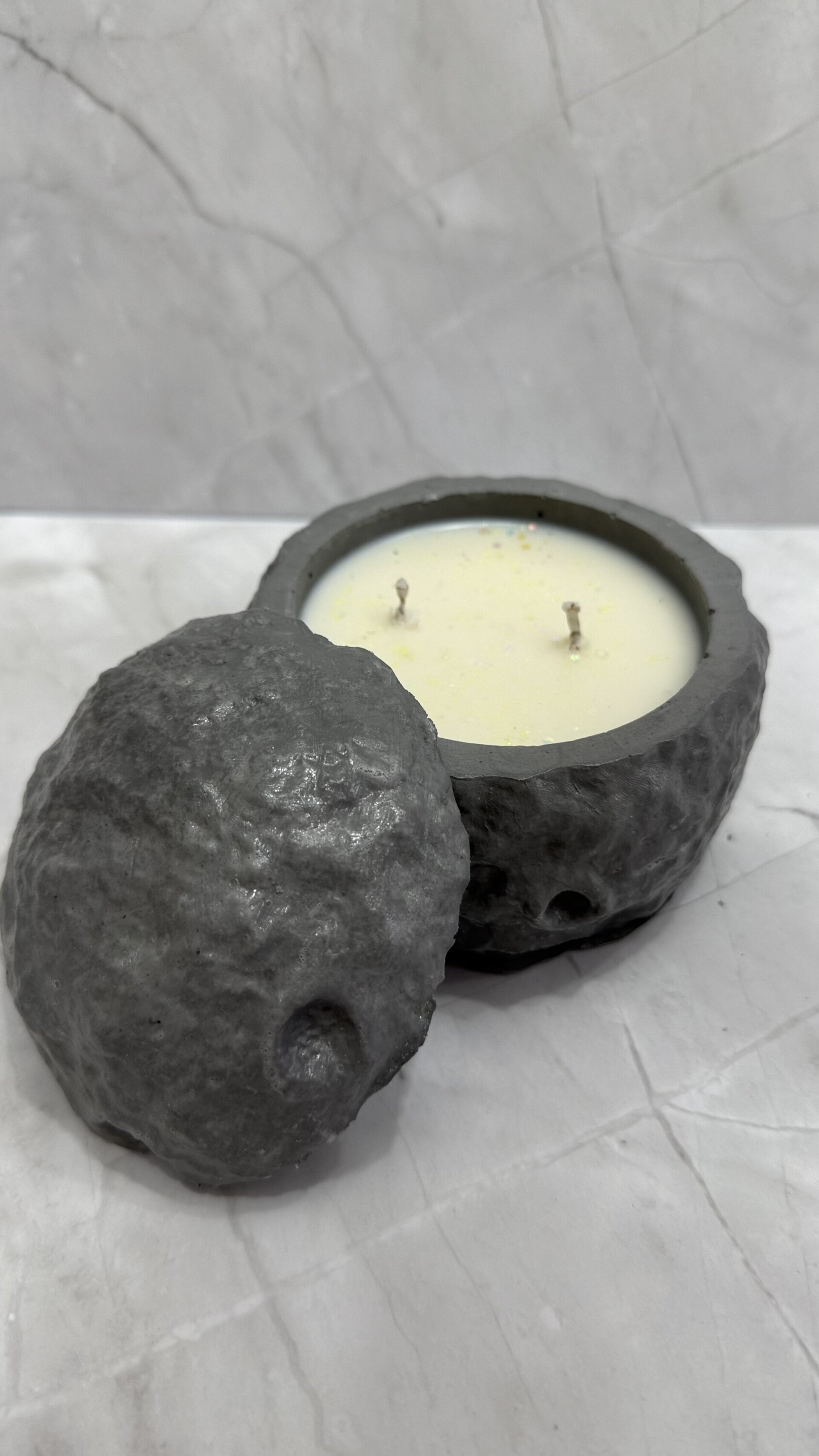 LUNA GRANDE CON TAPA - 2